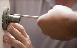 Super Locksmith Service Hawaiian Gardens, CA 562-263-5459 Super Locksmith Service Hawaiian Gardens, CA 562-263-5459 - locksmith-service