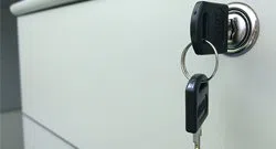 Super Locksmith Service Hawaiian Gardens, CA 562-263-5459 - unlocking-file-cabinet